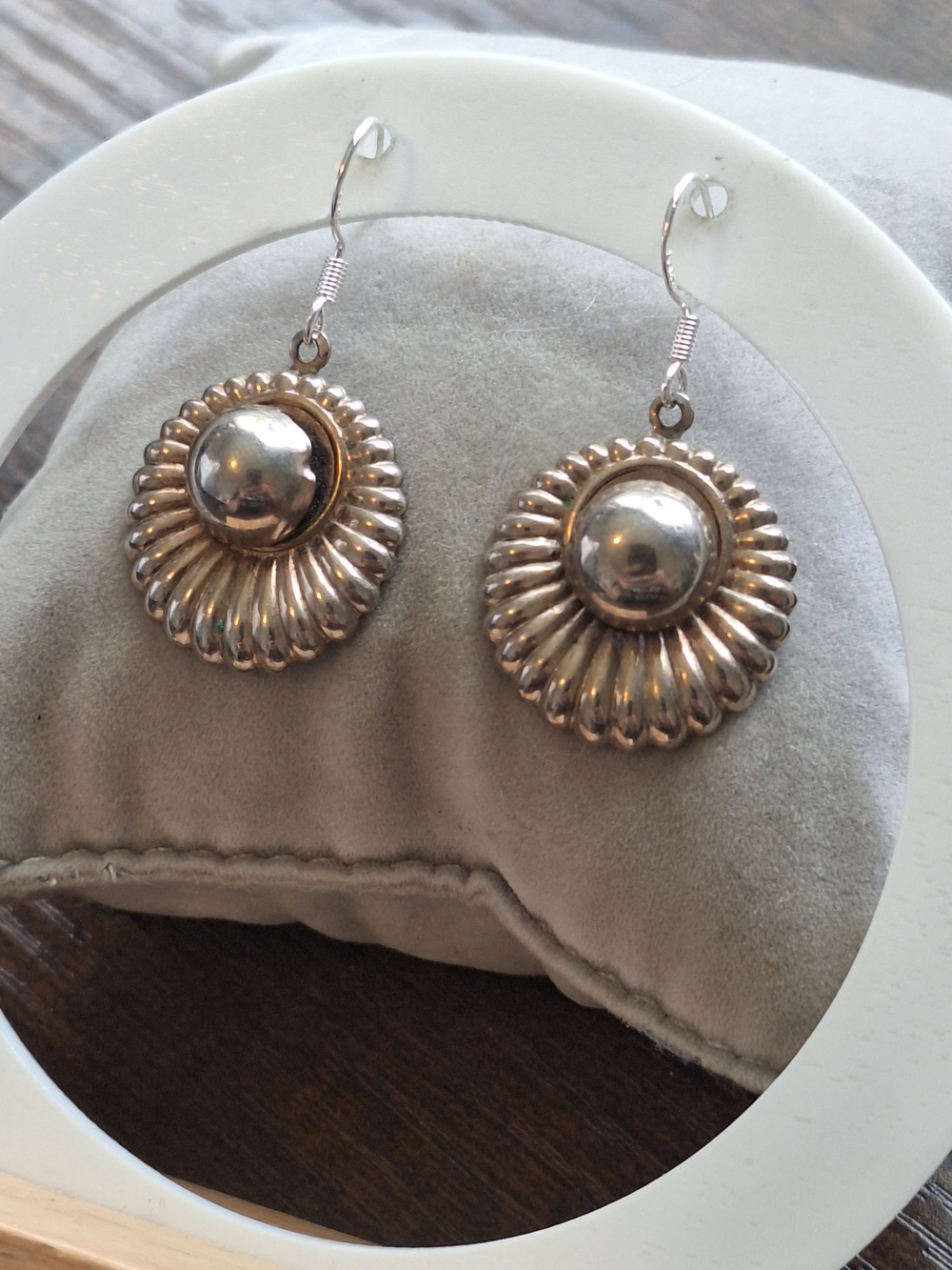 Vtg 1.75" Dangle Scalloped Earrings Pierced Sterling Silver .925 Hooks Ribbed